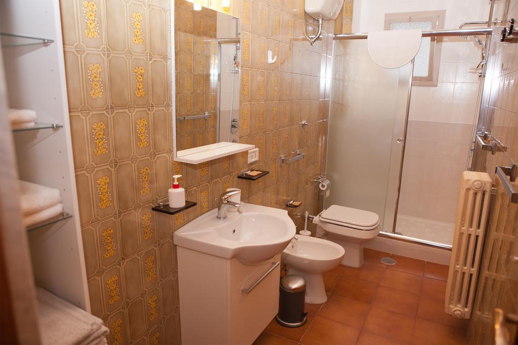 Ferienwohnung Maipiusenza House Monopoli Zimmer foto