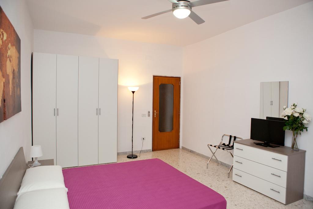 Ferienwohnung Maipiusenza House Monopoli Zimmer foto